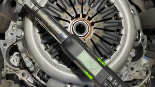 フェアレディSR311のクラッチカバー 　取り外し品 滋賀オートライフハノ フェアレディZ(Z33)のクラッチ交換｜グーネット